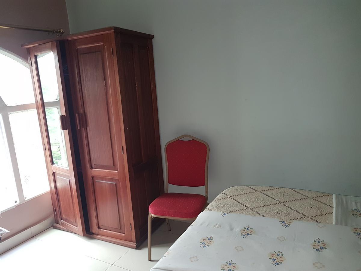 Hotel La Benediction Goma Ngoại thất bức ảnh